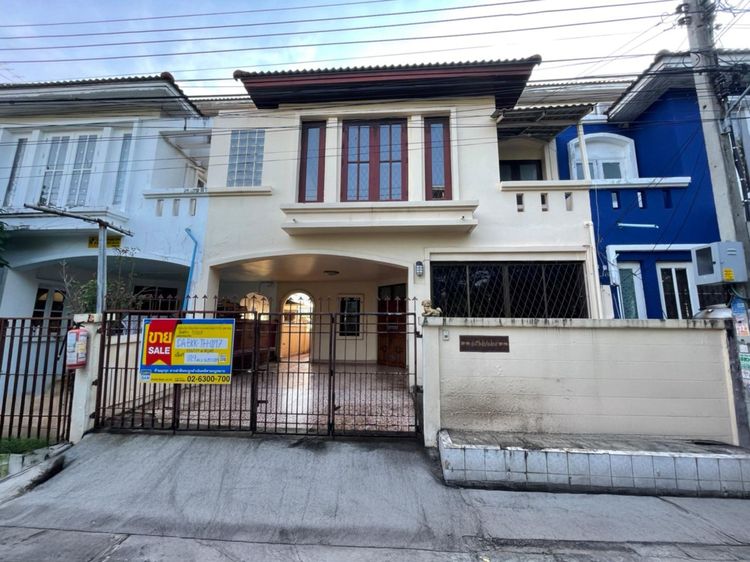 ใช่ 💖 ทาวน์เฮ้าส์ บางซื่อ ราคาพิเศษ! 💖