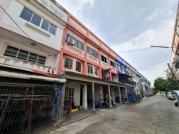 ใช่ 💖 ทาวน์เฮ้าส์ บึงกุ่ม ราคาพิเศษ! 💖 รูปที่ 3