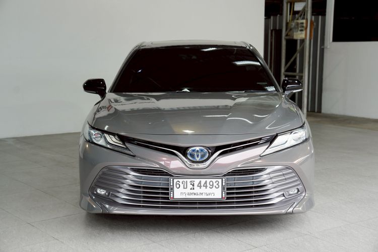 Toyota Camry 2018 2.5 Hybrid Premium Sedan ไฮบริด ไม่ติดแก๊ส เกียร์อัตโนมัติ เทา รูปที่ 2