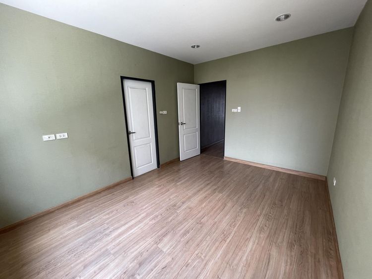 ใช่ 💖 ทาวน์เฮ้าส์ บึงกุ่ม ราคาพิเศษ! 💖 รูปที่ 4