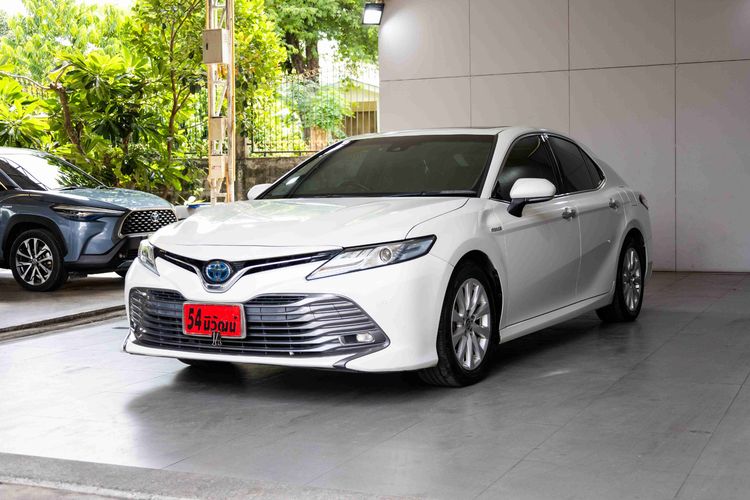 Toyota Camry 2020 2.5 HV Premium Sedan ไฮบริด ไม่ติดแก๊ส เกียร์อัตโนมัติ ขาว รูปที่ 3