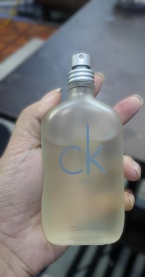 ขายน้ำหอม Calvin Klein ของแท้มือสอง  รูปที่ 4
