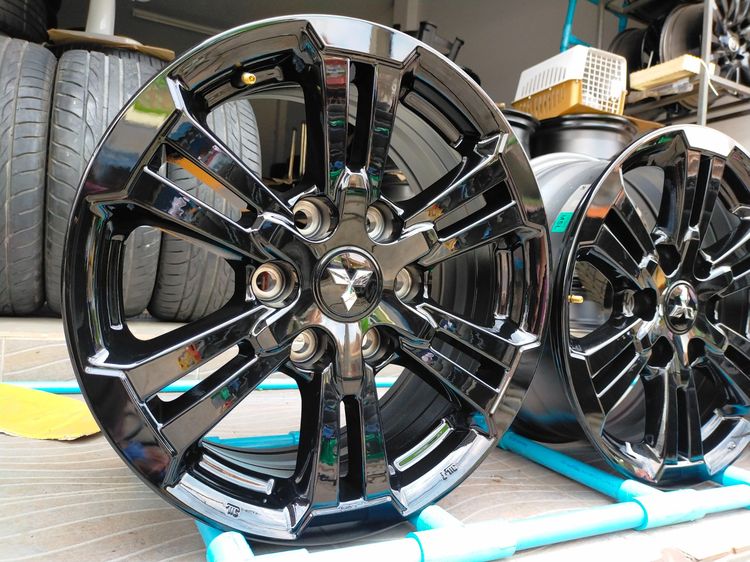 อื่นๆ อื่นๆ 17" แม็กมิตซู ขอบ17 กว้าง7.5 et38 สีอบpowder coat ใส่ไทรทัน ปาเจ