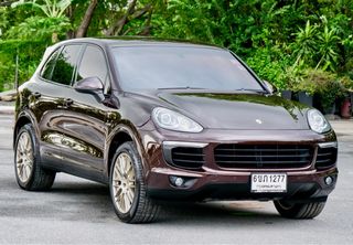  Porsche Cayenne SE-Hybrid Platinium Edition Package ออกห้าง Porsche Thailand ปี 2017 Fulloption ประวัติ Service Warranty ถึงปี 2026 ครับ