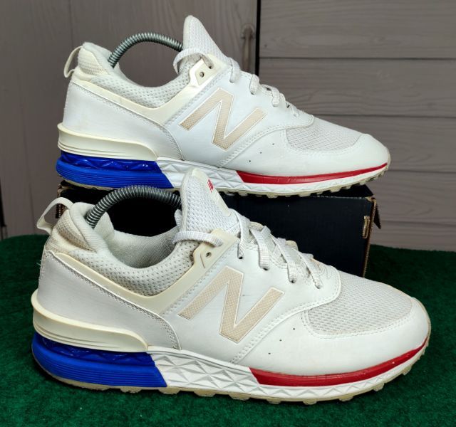 รองเท้า💥New Balance 574💥ของแท้‼️พื้นนิ่ม เบา ไม่อับ สวยๆ สภาพดี💥ไซร์ 43 รูปที่ 10
