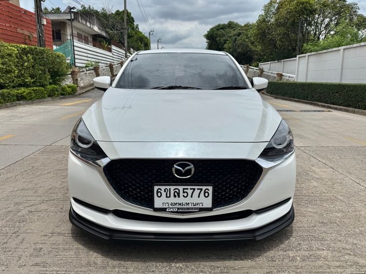 Mazda Mazda 2 2020 1.3 Skyactiv-G S Sports Sedan เบนซิน ไม่ติดแก๊ส เกียร์อัตโนมัติ ขาว รูปที่ 3