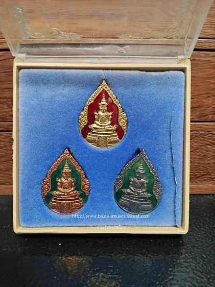 พระแก้วมรกต box set ลงยา ปี 2539 หลังตรากาญจนาภิเษก รูปที่ 2