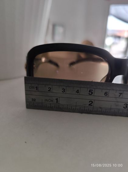 แว่นตากันแดด VALENTINO มือสองขายตามสภาพมีตำหนิที่เลนส์เล็กน้อยขอคนรับได้ รูปที่ 11