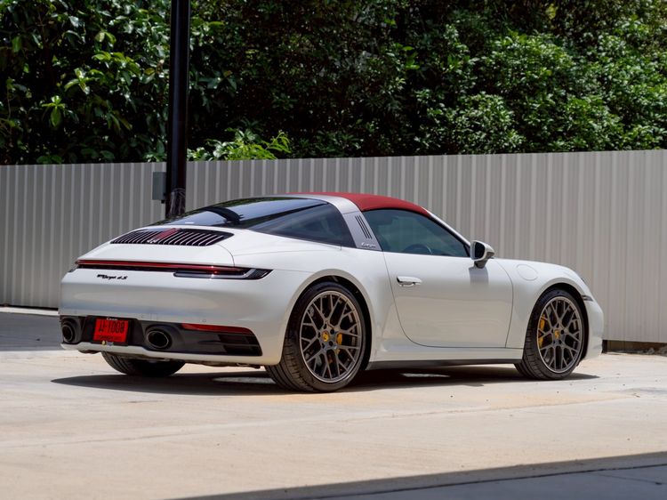 Porsche 911 Targa 4S 2022 3.0 PDK 4WD Sedan เบนซิน ไม่ติดแก๊ส เกียร์อัตโนมัติ ขาว รูปที่ 4
