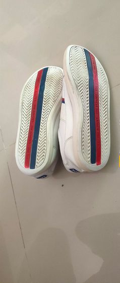 รองเท้า 
Lacoste ของแท้ รูปที่ 8