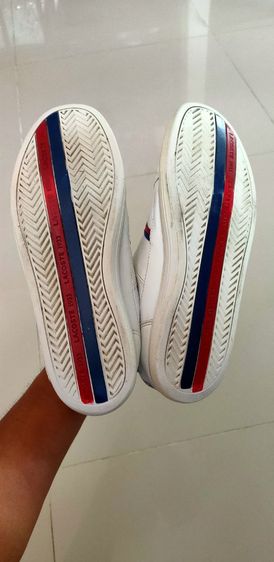 รองเท้า 
Lacoste ของแท้ รูปที่ 9