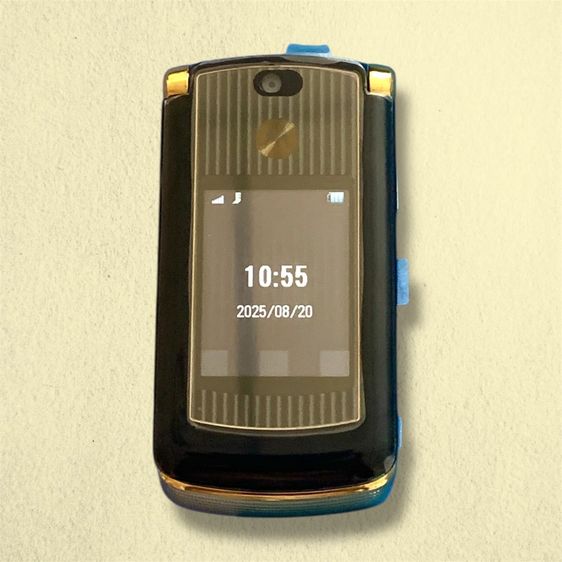 Motorola RAZR² V8 Luxury Edition เครื่องโชว์ สภาพดี อุปกรณ์ครบกล่อง รูปที่ 3