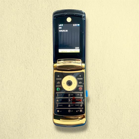 Motorola RAZR² V8 Luxury Edition เครื่องโชว์ สภาพดี อุปกรณ์ครบกล่อง รูปที่ 2