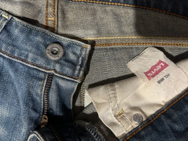 กางเกงยีนส์ลีวาย รูปที่ 4