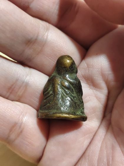 พระเครื่องไม่ทราบที่มา รูปที่ 2