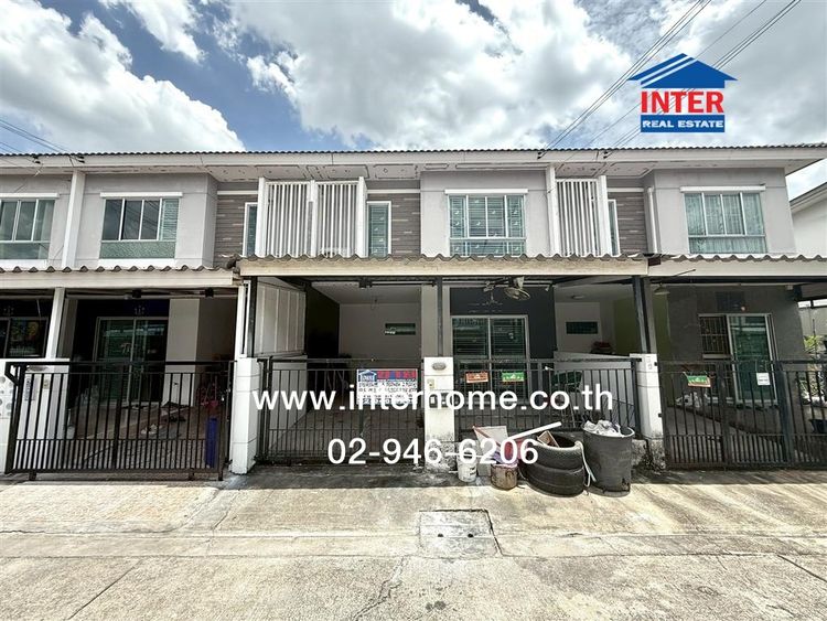 ไม่ใช่ ทาวน์เฮ้าส์ 2 ชั้น 17.5 ตร.ว. หมู่บ้านพฤกษาวิลล์55-1 ใกล้แฟชั่นไอแลนด์ ซอยสุเหร่าคลองหนึ่ง ซอย13 ถนนปัญญาอินทรา เขตคลองสามวา กรุงเทพมหานคร