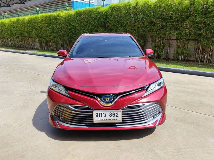 Toyota Camry 2018 2.5 HEV Premium Sedan ไฮบริด ไม่ติดแก๊ส เกียร์อัตโนมัติ แดง รูปที่ 2