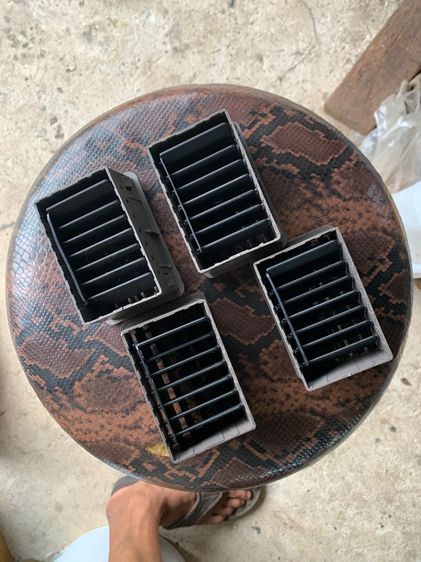 ช่องปรับแอร์ อีซูซุ มังกรทอง ช่องเต็ม4ช่องครบชุด มังกรทองปี95-ต้นปี97 รูปที่ 4