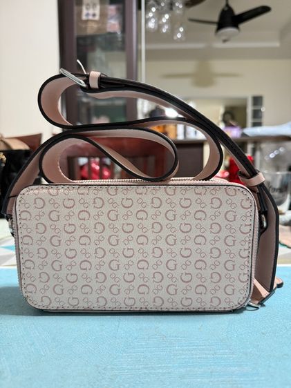 กระเป๋า Guess รูปที่ 2
