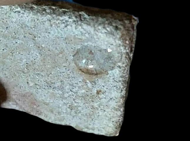 พระแผงตัดนาดูน. รูปที่ 6