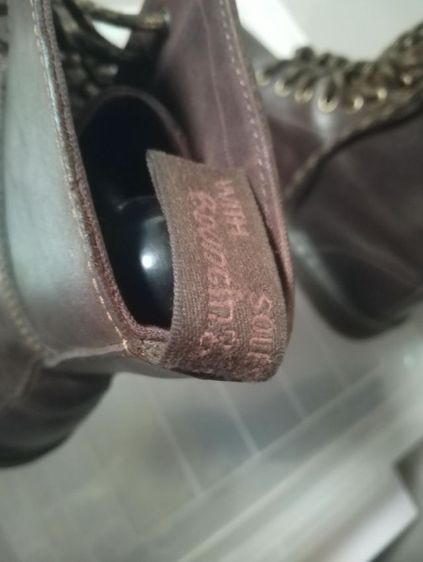 Dr. Martens Brown Leather Lace-Up Boot

 รูปที่ 3