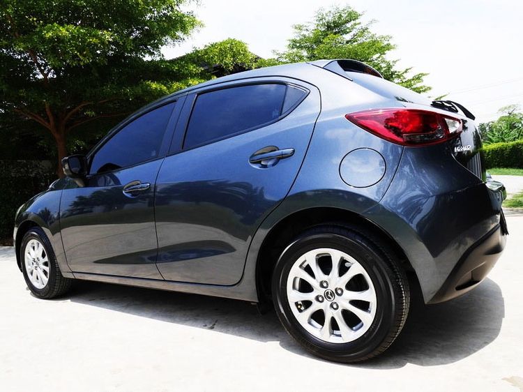Mazda Mazda 2 2016 1.3 Sports High Connect Sedan เบนซิน ไม่ติดแก๊ส เกียร์อัตโนมัติ เทา รูปที่ 3