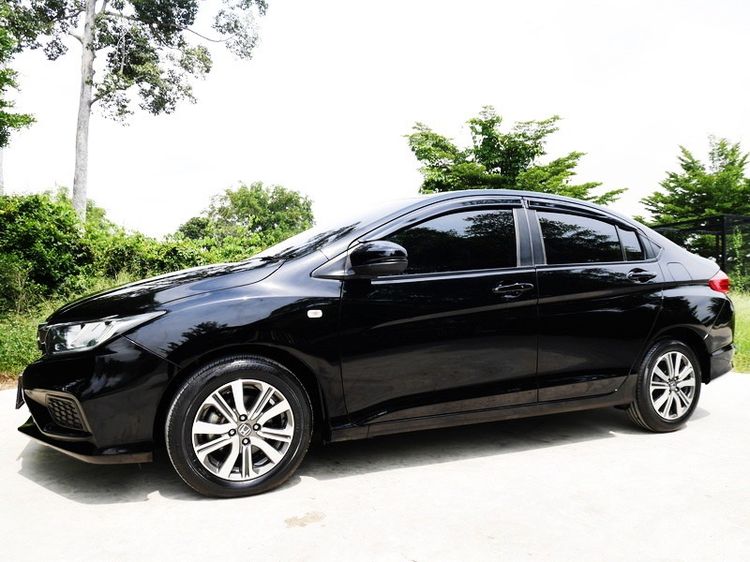 รถ Honda City 1.5 V i-VTEC สี ดำ
