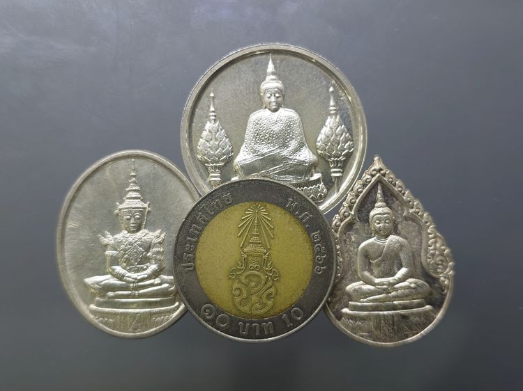 เหรียญพระแก้วมรกต ภปร รุ่นแรก ชุด 3 ฤดู เนื้อเงิน ฉลองกรุงรัตนโกสินทร์ 200 ปี พ.ศ.2525 พร้อมกล่องเดิมๆ รูปที่ 8