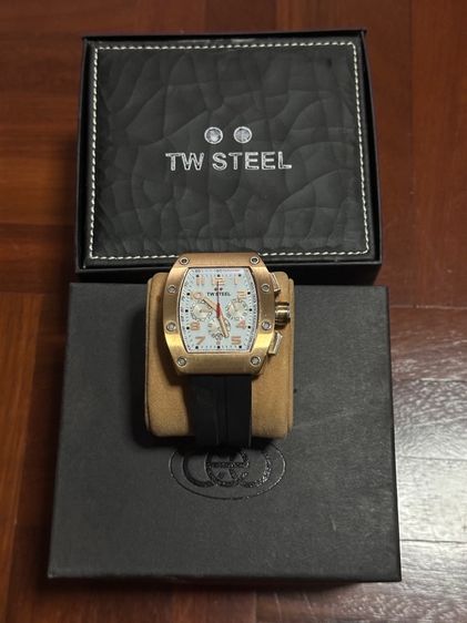 TW Steel CEO Tonneau Rose Gold Chronograph Dial Watch  รูปที่ 3