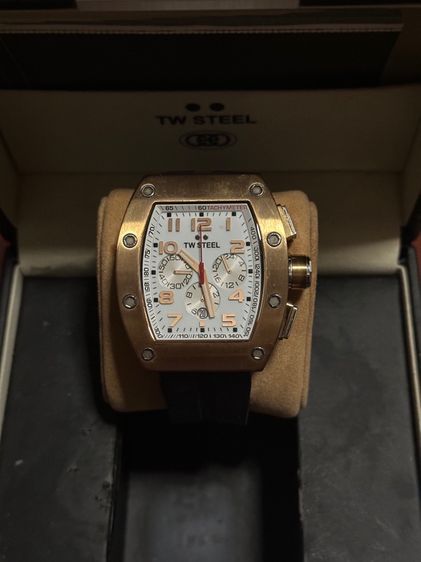 TW Steel CEO Tonneau Rose Gold Chronograph Dial Watch  รูปที่ 2