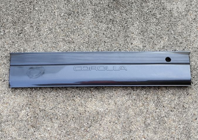 แผงท้าย Toyota ae100 สามห่วง รุ่น XL GL ปี 92 รุ่นประหยัด แผงท้ายแบบสีเทา สีเดิม ไม่เคยทำสี