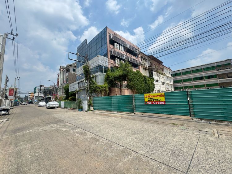 Vacant land for sale on Srinakarin 42 รูปที่ 3