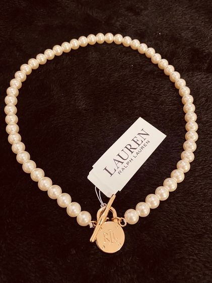 สร้อยแบรนด์นำเข้าแท้ 💯Ralph Lauren rasin pearl  with  RLL Logo Gold Padlock Necklace ส่งฟรี รูปที่ 2