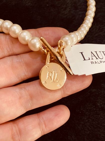 สร้อยแบรนด์นำเข้าแท้ 💯Ralph Lauren rasin pearl  with  RLL Logo Gold Padlock Necklace ส่งฟรี รูปที่ 8