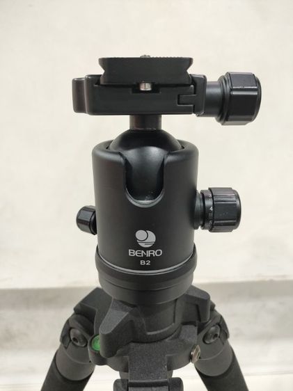 ขาตั้งกล้อง Induro พร้อมหัวบอล Benro B2 รูปที่ 4