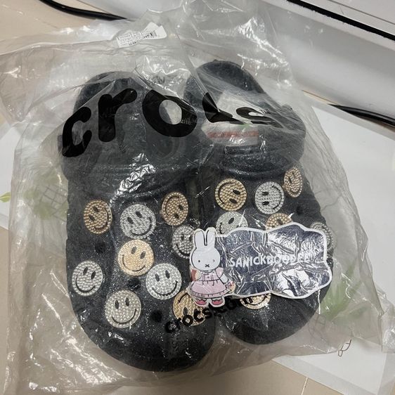 crocs รูปที่ 5