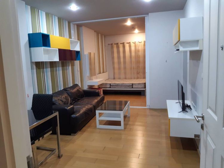 Sansiri ตกแต่งครบ ให้เช่าโดยเจ้าของ 0818149444 คอนโดมิเนียม Hive Sathorn Condominium - 0 เมตร ติด BTS สถานีกรุงธนบุรี รูปที่ 3