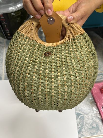 กระเป๋าถือและ สะพาย มือสอง ราคาถูกมาก รูปที่ 3