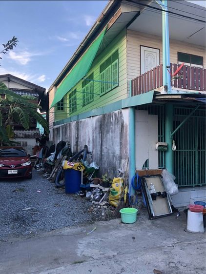 ต้องการขายที่ดิน 20 ตารางวา อยู่ ในการเคหะ ฉลองกรุงอยู่ หนองจอก ตำบล ลำผักชี  ที่ดิน ถมแล้ว  รูปที่ 4