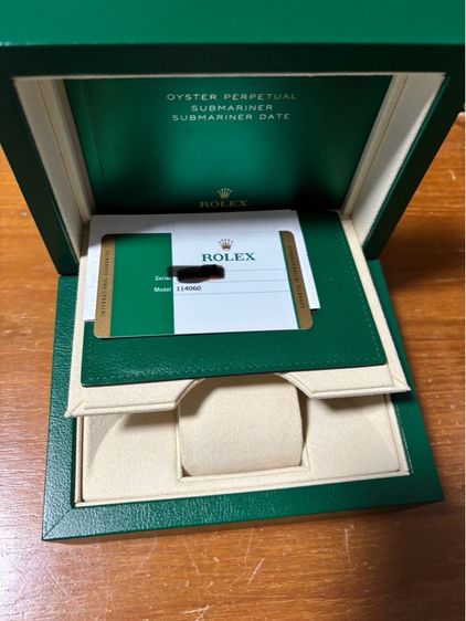 Rolex Submariner 2018 114060 Full set สภาพ98เปอร์เซน เหมือนใหม่ กล่องใบรับประกันครบ รูปที่ 3