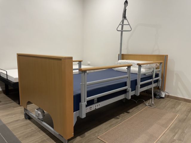 เตียงผู้ป่วยไฟฟ้า Berlin 5 ( Full set )