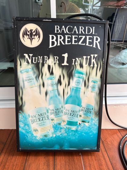 ป้ายไฟ Bacardi Breezer รูปที่ 3
