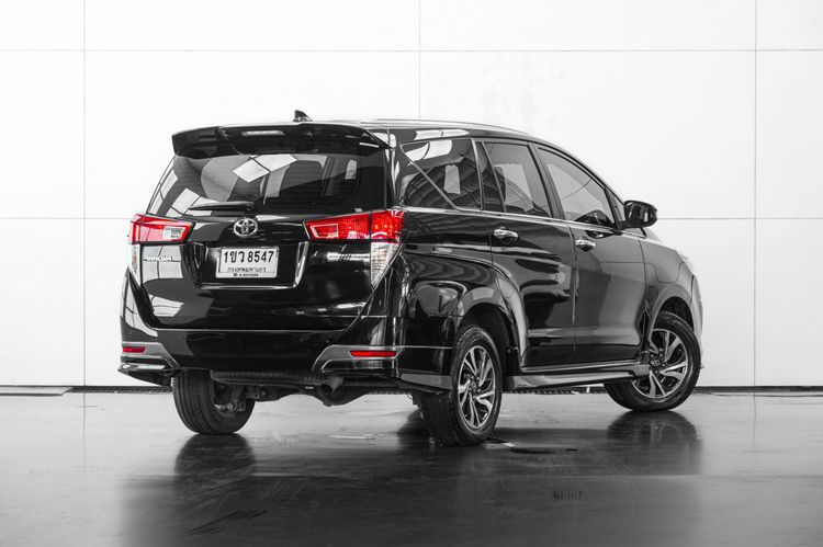 Toyota Innova 2020 2.8 Crysta V Utility-car ดีเซล ไม่ติดแก๊ส เกียร์อัตโนมัติ ดำ รูปที่ 4