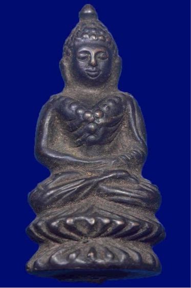 พระกริ่งเก่า