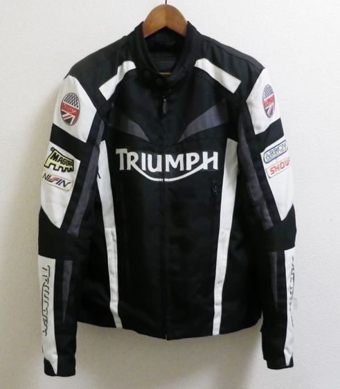 เสื้อการ์ด Triumph