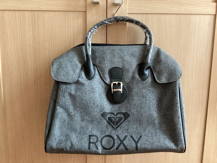 กระเป๋าถือ แบรนด์ Roxy สินค้าใหม่