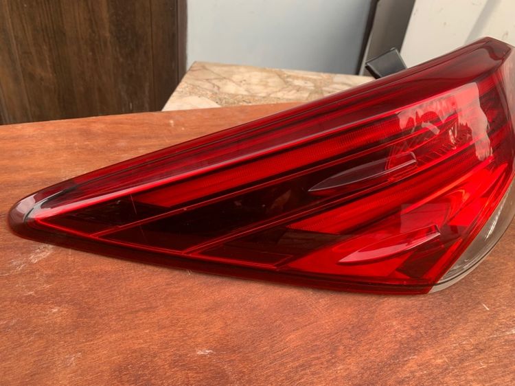 ขายไฟท้ายฟอร์จูนเนอร์ปี 2018 ข้างซ้าย รูปที่ 3