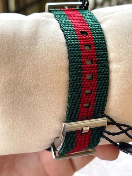 GUCCI GG2570 Blue Dial 40 mm Green and Red Nylon Watch YA142305 รูปที่ 8