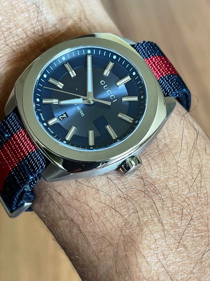 GUCCI GG2570 Blue Dial 41 mm Blue and Red Nylon Watch YA142303 รูปที่ 15