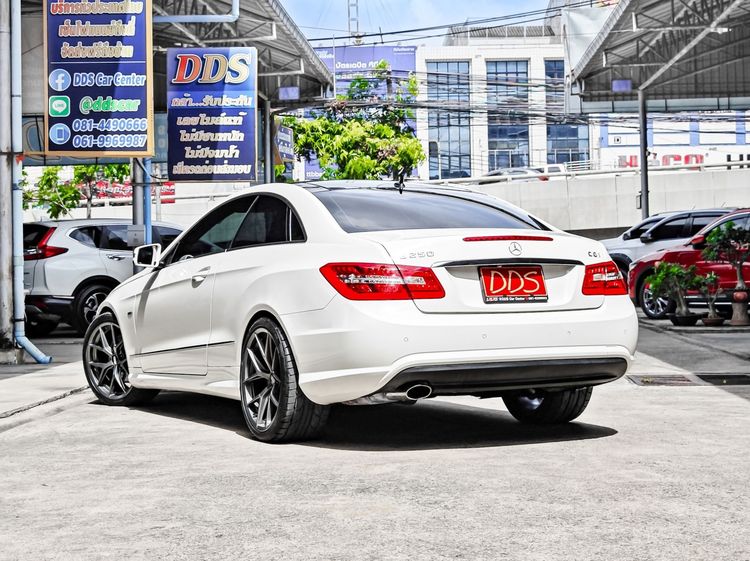 Mercedes-Benz E-Class 2012 E250 AMG Sedan เบนซิน เกียร์อัตโนมัติ ขาว รูปที่ 3